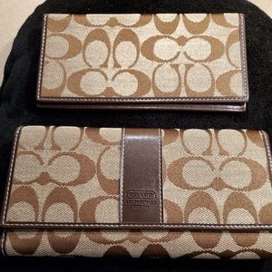 Coach wallet